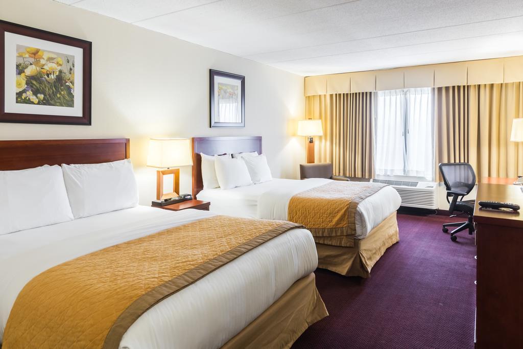 Clarion Hotel Somerset - New Brunswick Dış mekan fotoğraf