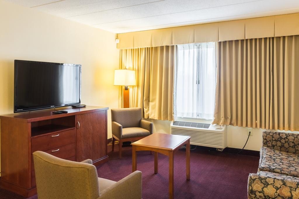 Clarion Hotel Somerset - New Brunswick Dış mekan fotoğraf