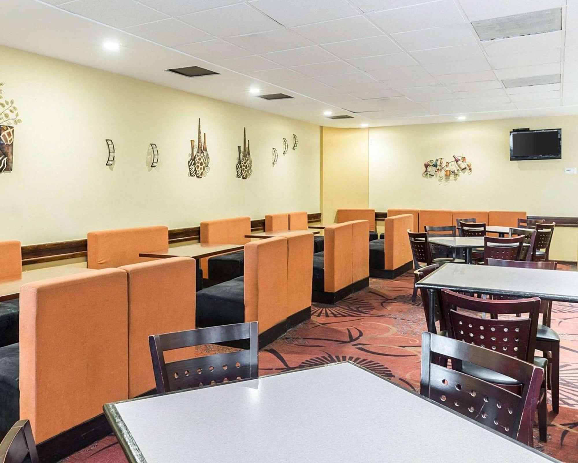 Clarion Hotel Somerset - New Brunswick Dış mekan fotoğraf