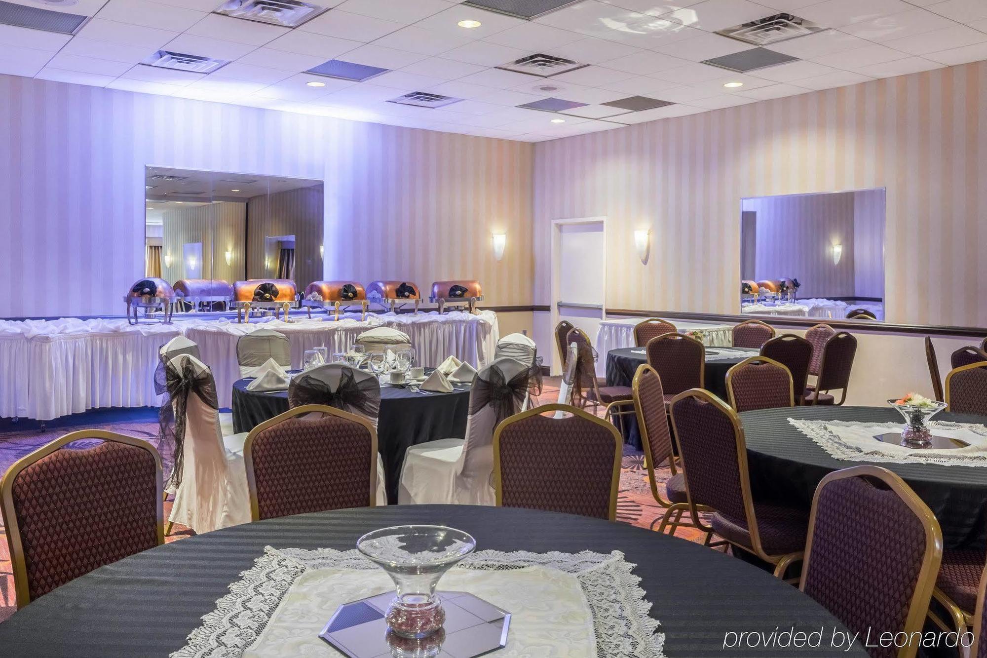 Clarion Hotel Somerset - New Brunswick Dış mekan fotoğraf